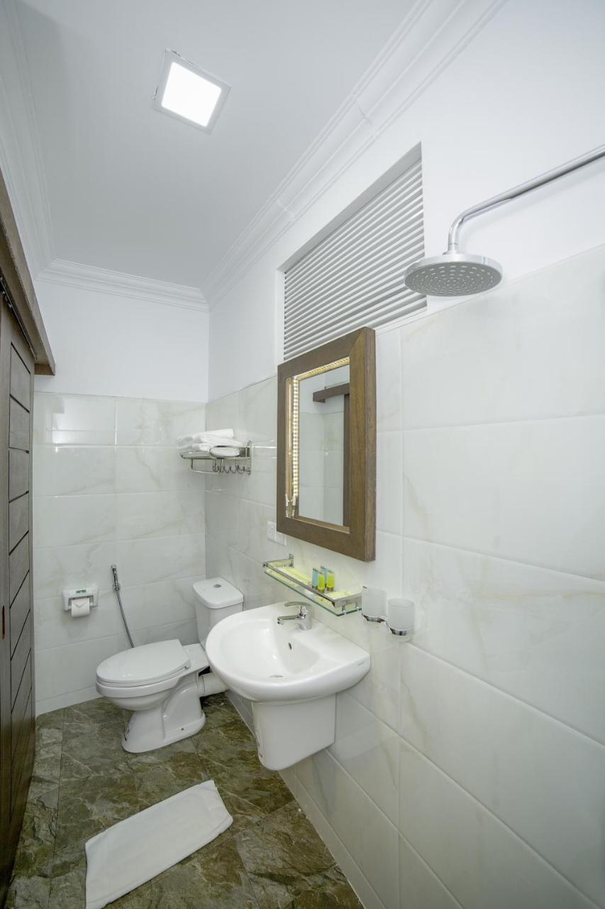 Cloud 10 Boutique Hotel Yangon Bagian luar foto
