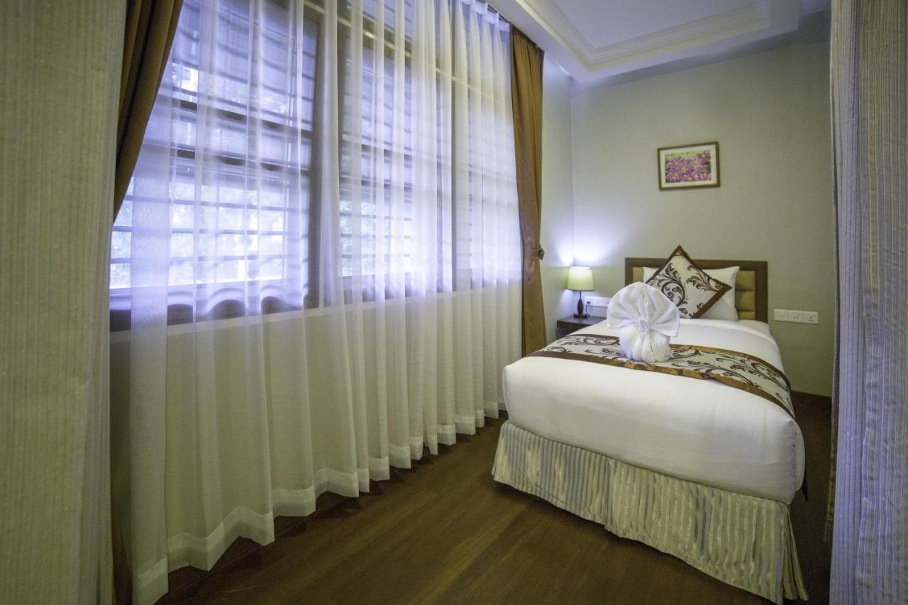 Cloud 10 Boutique Hotel Yangon Bagian luar foto